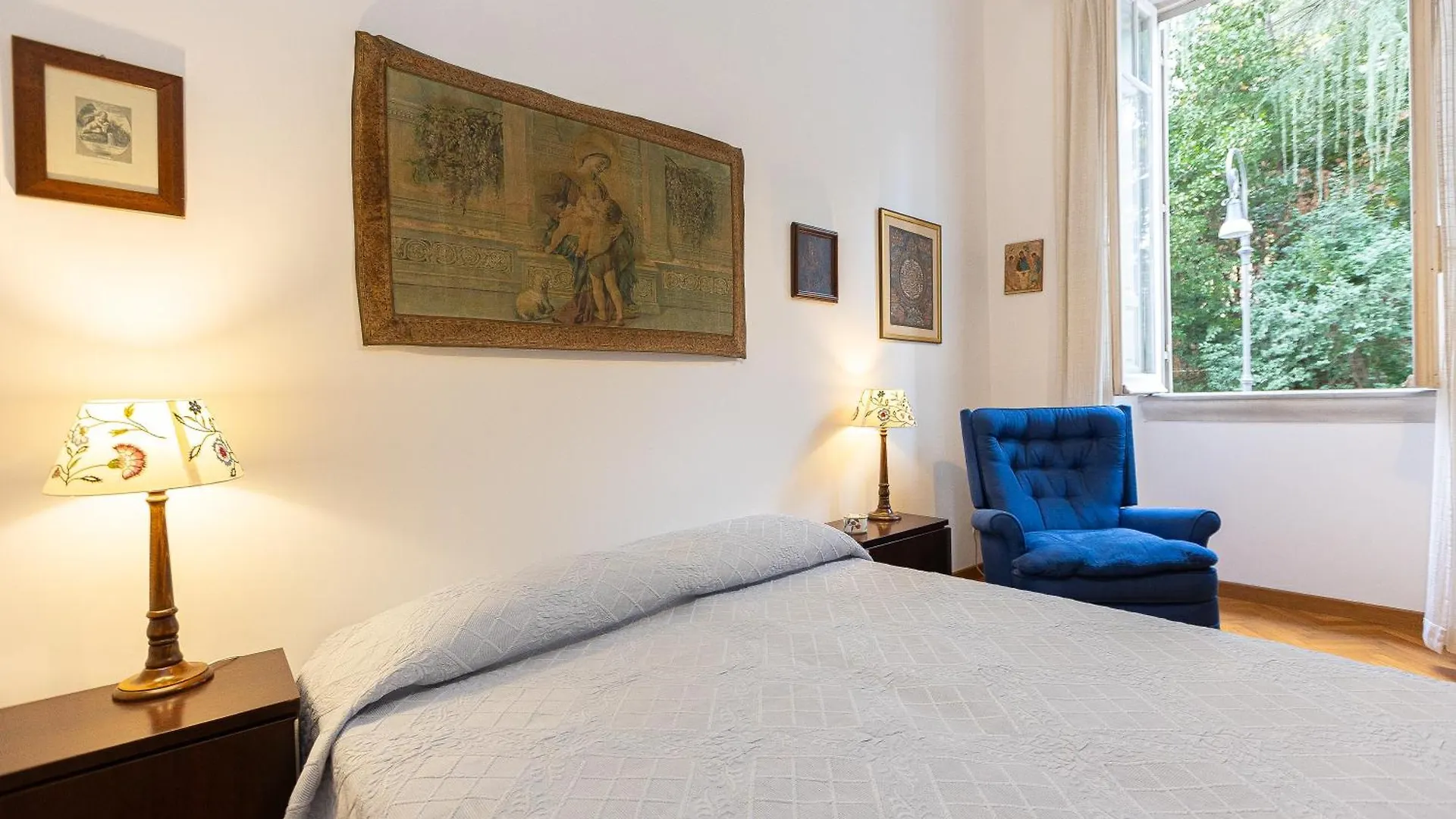 Amazing San Giovanni In Laterano Rome Apartment